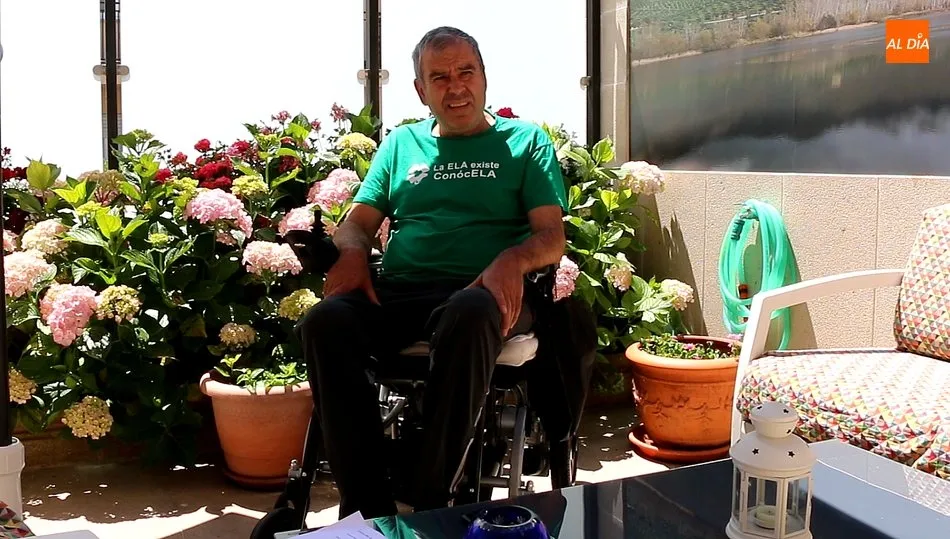 Adolfo vicente, afectado de ELA en Vitigudino