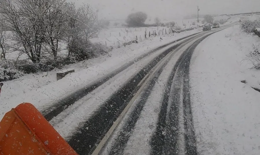 Continúa cerrada al tráfico la carretera DSA-180 en La Hoya