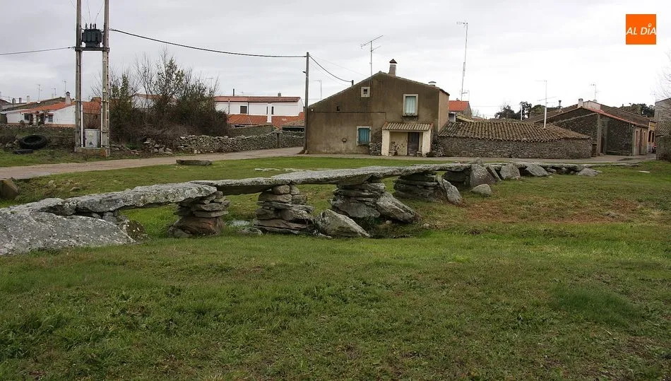 Estado en el que ha quedado el regato tras la limpieza arbustiva