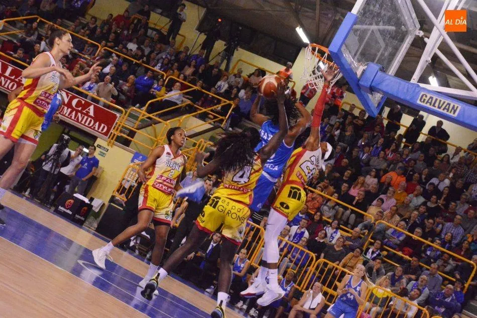 Hayes, en un partido contra el Girona