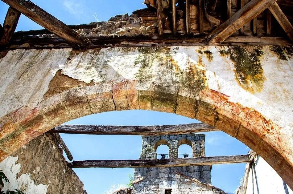 Estado actual de la iglesia de San Fabián y San Sebastián