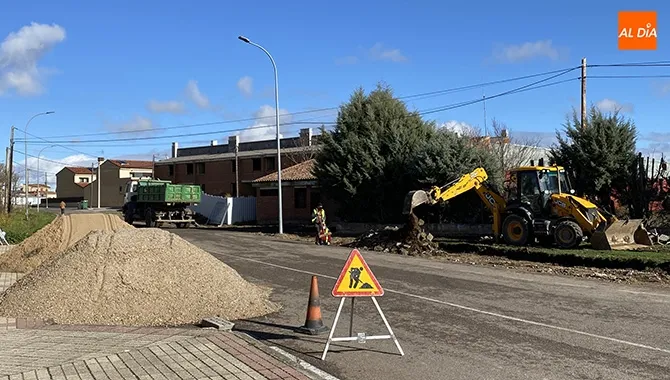 El Ayuntamiento comienza la construcción de un acerado en la zona de viviendas Donantes de Sangre a través del programa Inem Corporaciones Locales