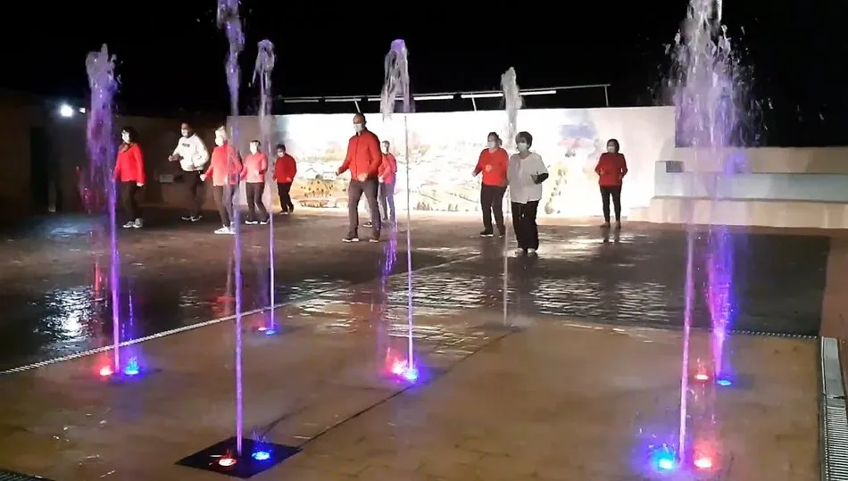 El Ayuntamiento de La Zarza de Pumareda edita un vídeo con sus vecinos como protagonistas  