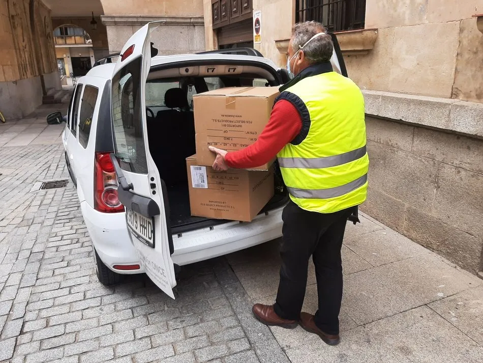 Recepción del último cargamento de mascarillas de parte del Gobierno de España - Subdelegación de Gobierno