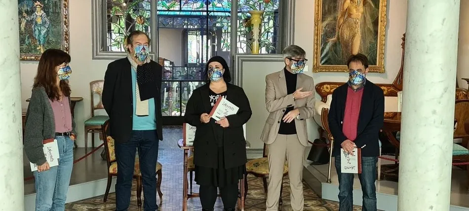 Carlos Vicente y Patricia Sánchez publican ‘Laberinto de piedra y oro (29 cosas preciosas y...