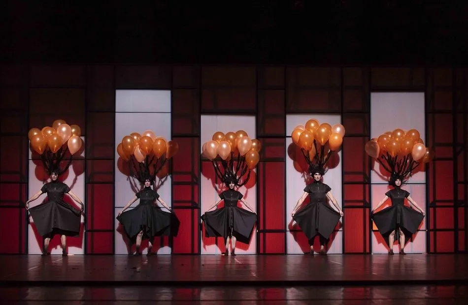 La danza vendrá de la mano de la compañía Aracaladanza con el espectáculo Play