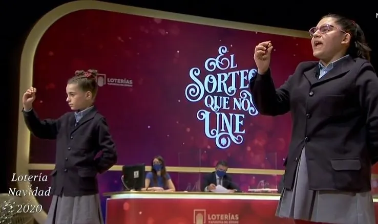 Las niñas que han cantado el tercer premio del Sorteo de Navidad de este año