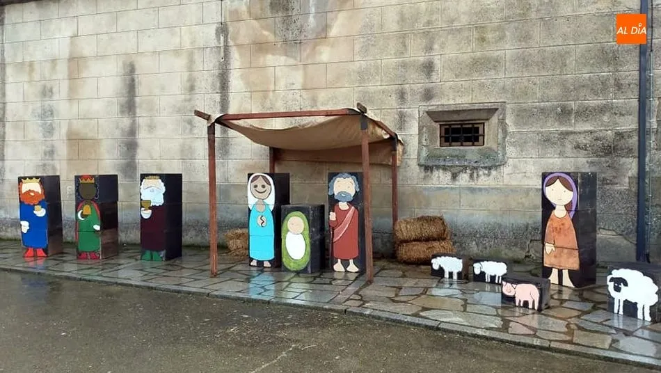 Portal de Belén instalado en la Plaza del pueblo
