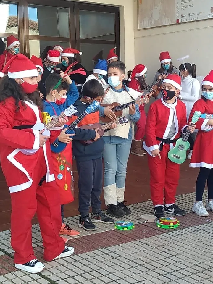 Villancicos por las calles del pueblo