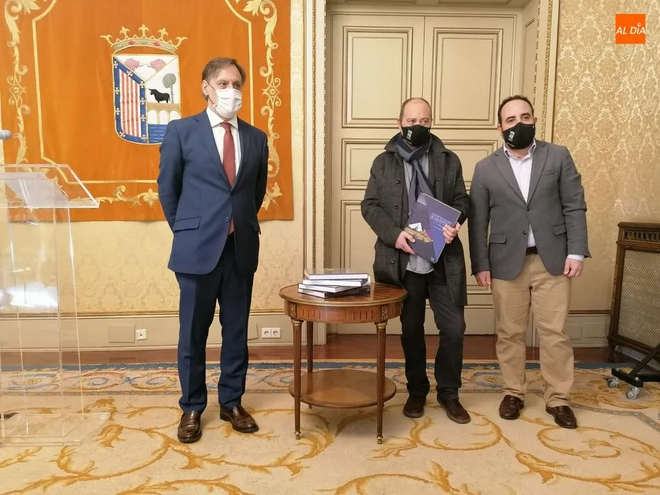 Presentación del ‘Las fortificaciones de Salamanca. Desde los orígenes hasta la Repoblación’. Fotos: Lydia González