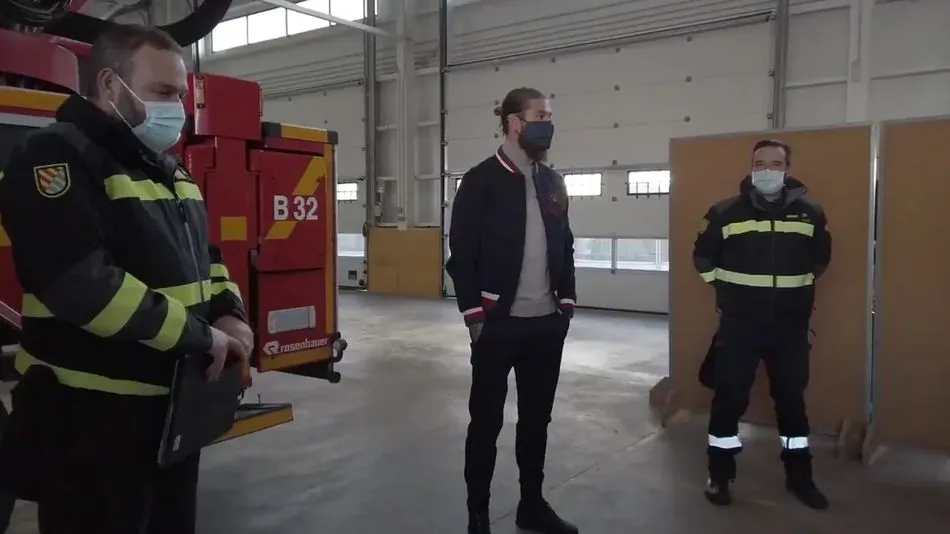 Sergio Ramos en el vídeo publicado por el Ministerio de Defensa - Twitter @defensagob