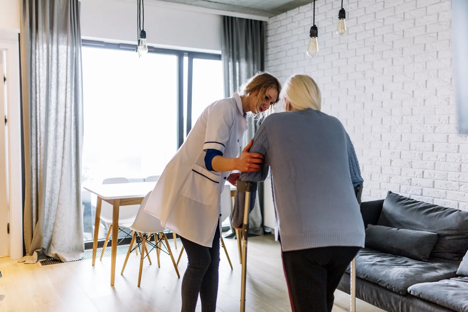 Cómo elegir la mejor residencia de mayores  