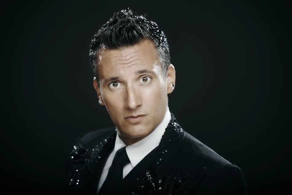 El Mago Lari, uno de los prestidigitadores que actuarán mañana en el Liceo