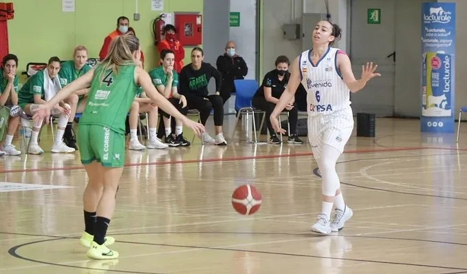 Silvia, durante el partido / CB Avenida