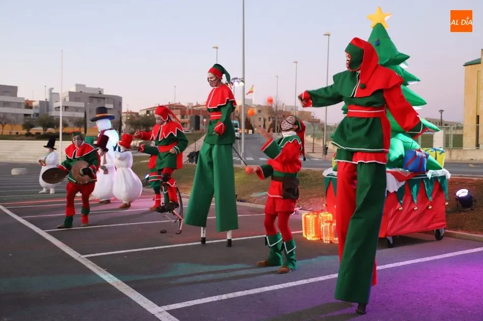 Cabalgata estática en Carbajosa de la Sagrada. Fotos: Lydia González