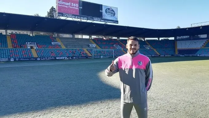 Sergio Ayala, en un helado Estadio Helmántico / Salamanca CF UDS