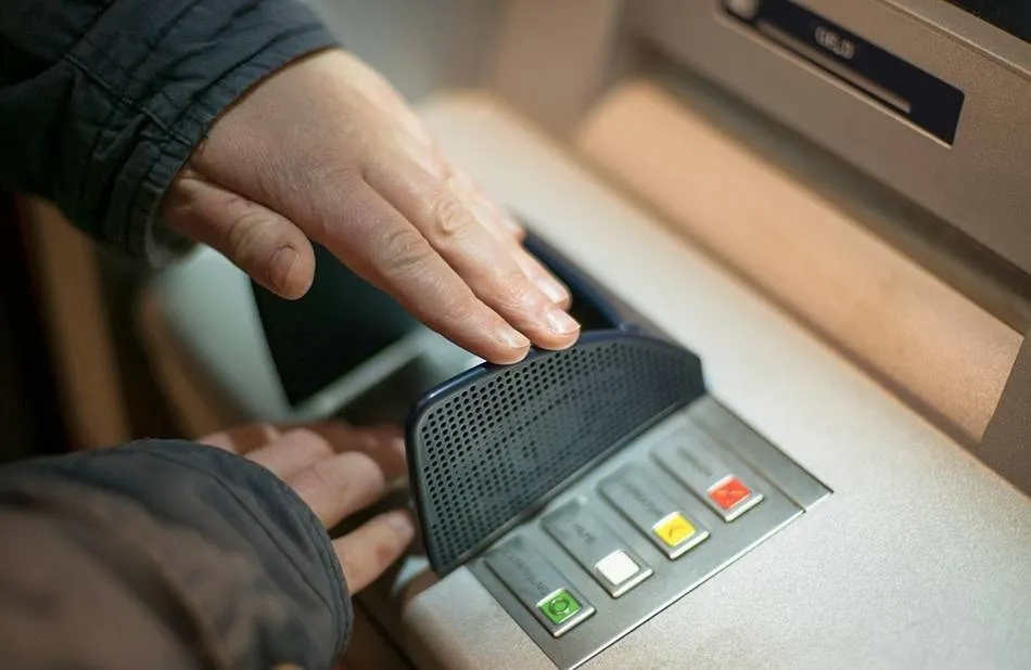 La banca recorta plantilla: las condiciones del ERE para la salida de 3.500 empleados        