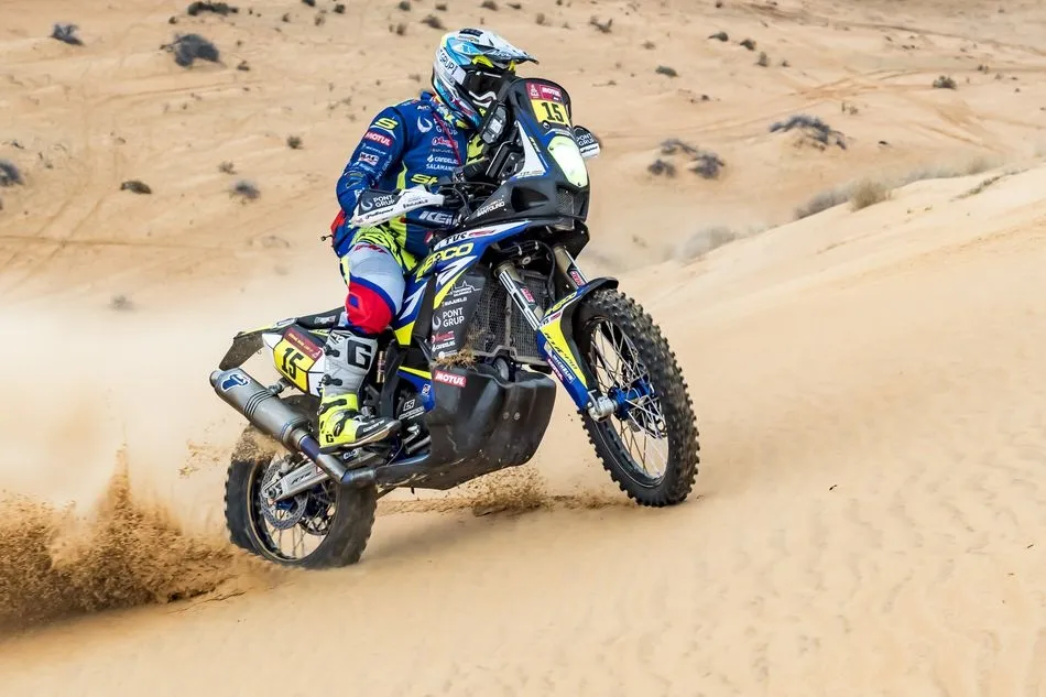 Santolino es undécimo en la clasificación general del Dakar - ST