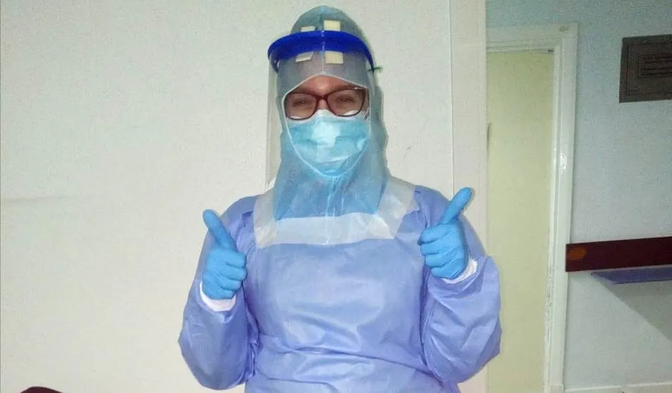 Jazmín Ramos, celadora en la sexta planta del Hospital Clínico Universitario de Salamanca, que está dedicada