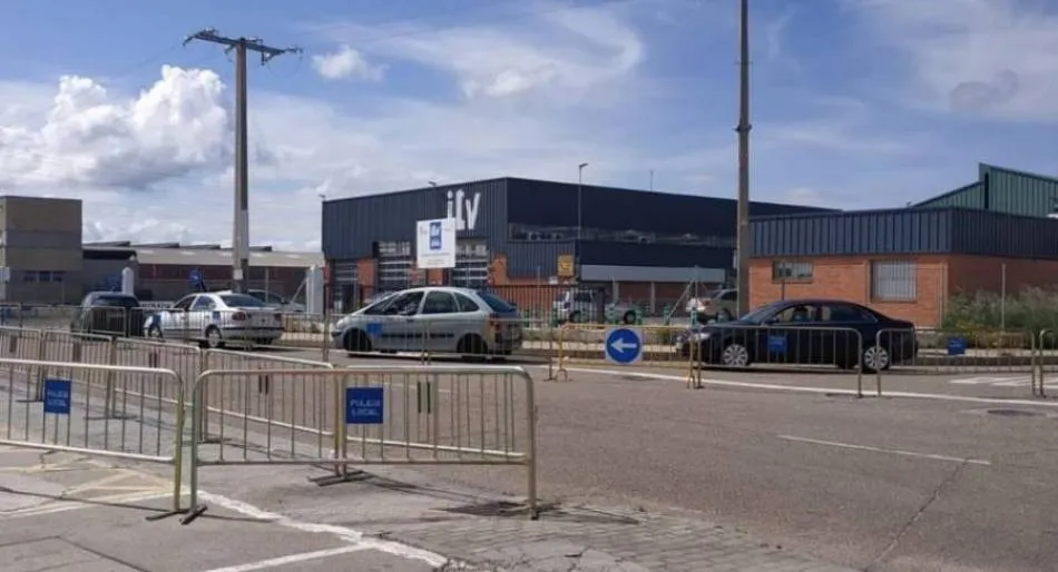 CCOO habla de brote descontrolado en la ITV de Castellanos de Moriscos con 10 positivos y 5...