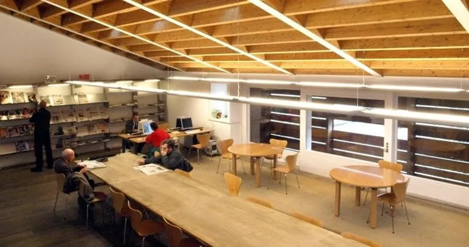 Los usuarios de la biblioteca de la Casa de las Conchas no podrán acudir a este centro a partir del viernes