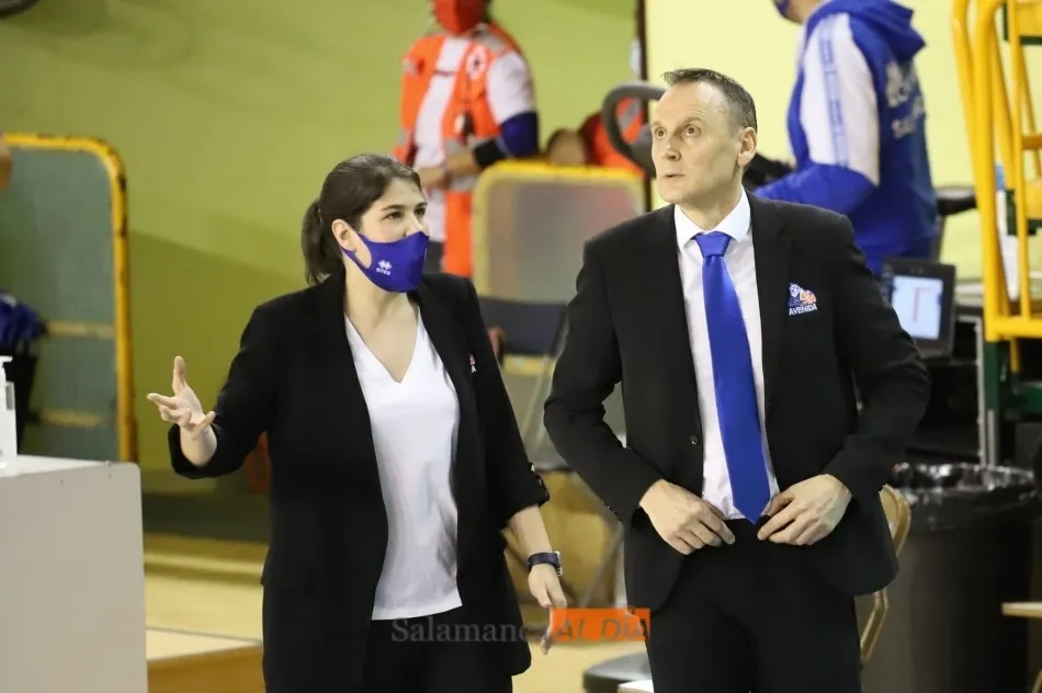 Roberto Íñiguez, durante el choque