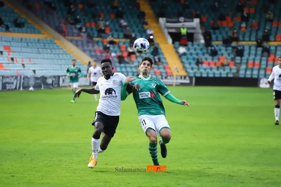 Ernest Ohemeng, contra el Coruxo