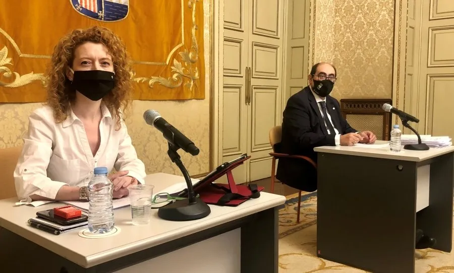 Rueda de prensa de Ana Suárez, primera teniente de Alcalde, y Fernando Javier Rodríguez Alonso, concejal de Hacienda