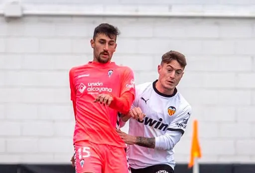 Camacho (a la izquierda), en un partido