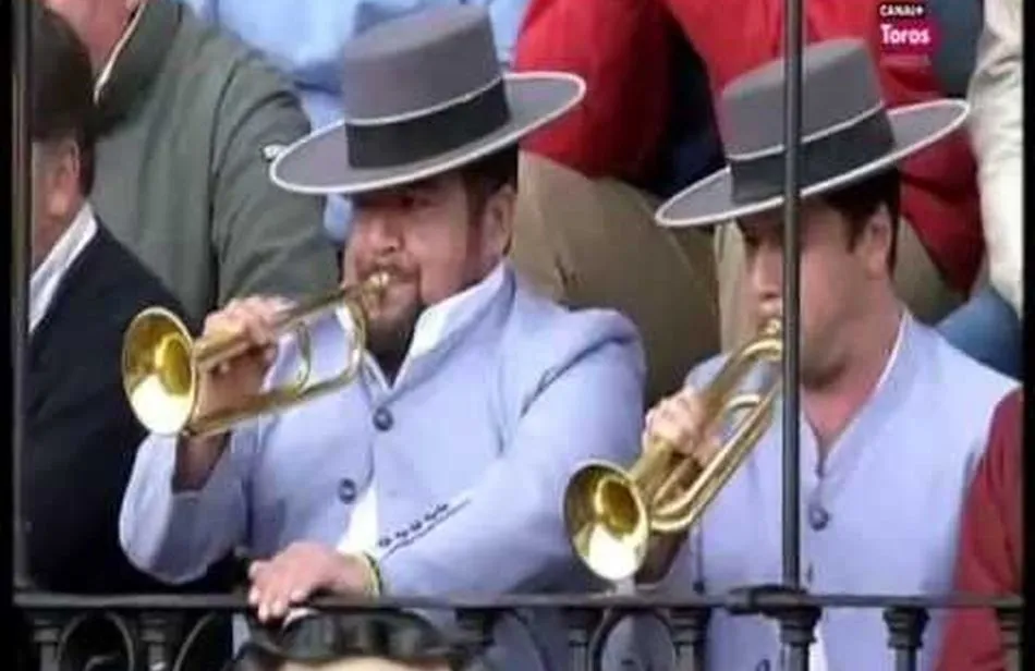 ¡Hasta que suene el clarín!