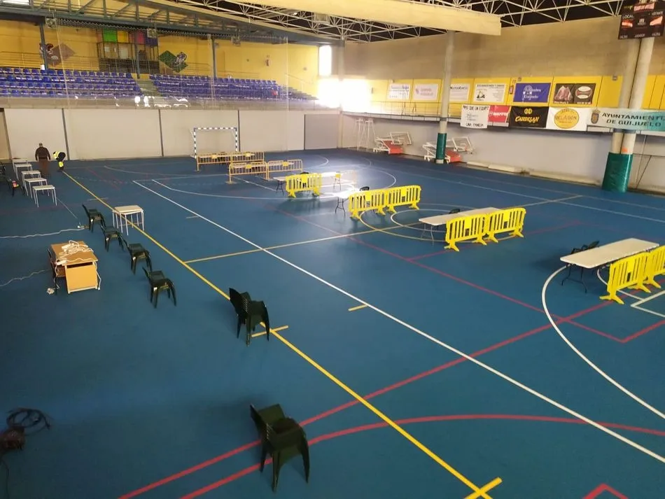 Aspecto del pabellón de deportes ya listo para las jornadas de pruebas a los vecinos - Ayto. Guijuelo