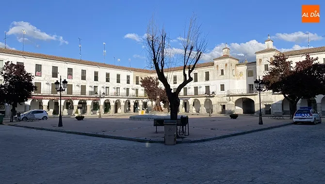 La Plaza Nueva forma parte de esta fase de renovación de luminarias del Plan de Optimización Energética. Archivo