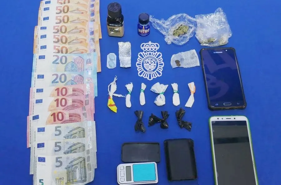 Material intervenido en esta detención