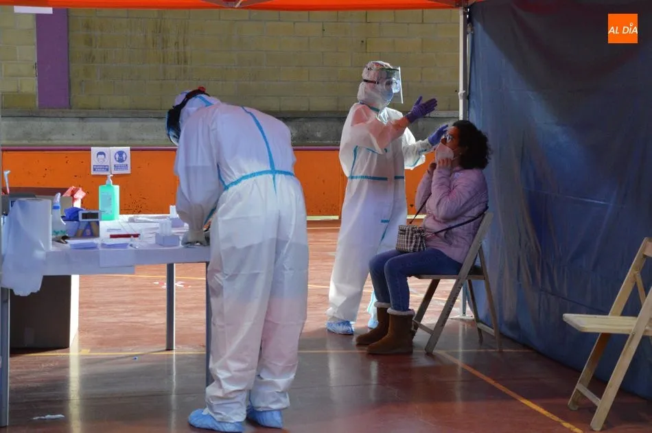 Ayer se realizó un cribado masivo en Ledesma cuyos resultados se suman al total regional - Archivo