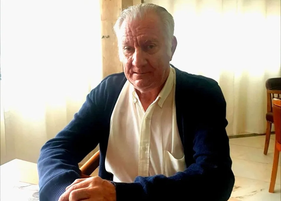 Andrés tiene dos hijos y ahora solo desea recuperar el estilo de vida que tenía con ellos antes de la pandemia