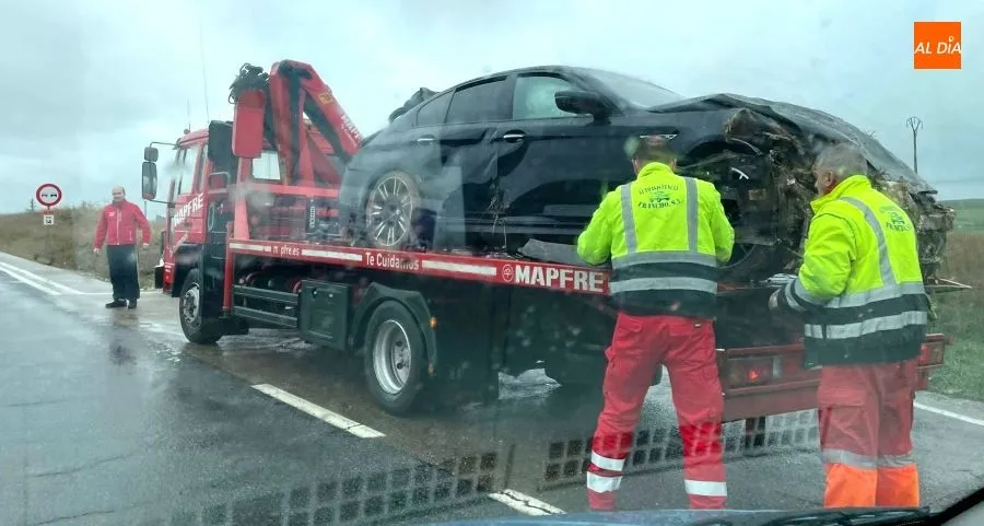 Estado del vehículo siniestrado en Terradillos