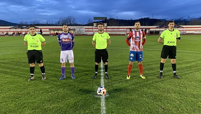 El CD Peñaranda visitaba este miércoles al Atlético Bembibre. Redes Bembibre