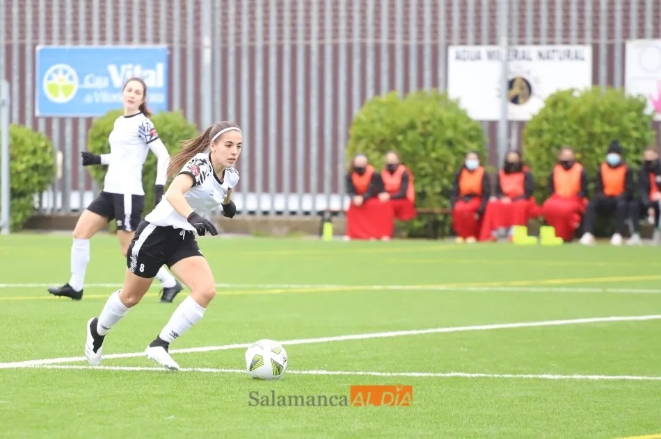 Lauris, con el balón en su poder