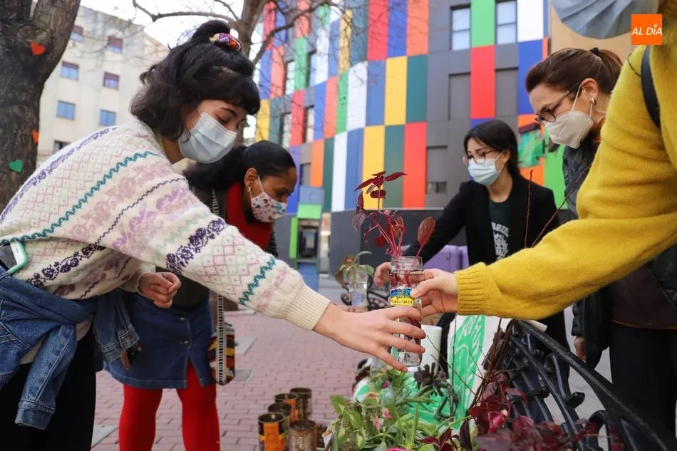Intercambio de plantas de la Asociación Zoes - LG