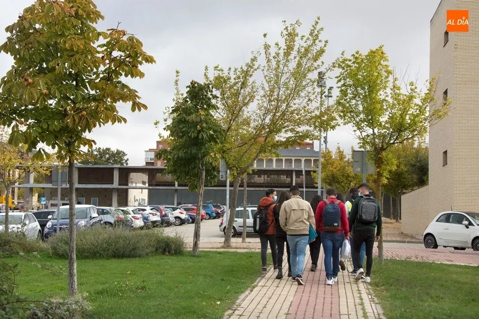 Los alumnos de las universidades de Salamanca podrán participar en el I Torneo Virtual de Debate...