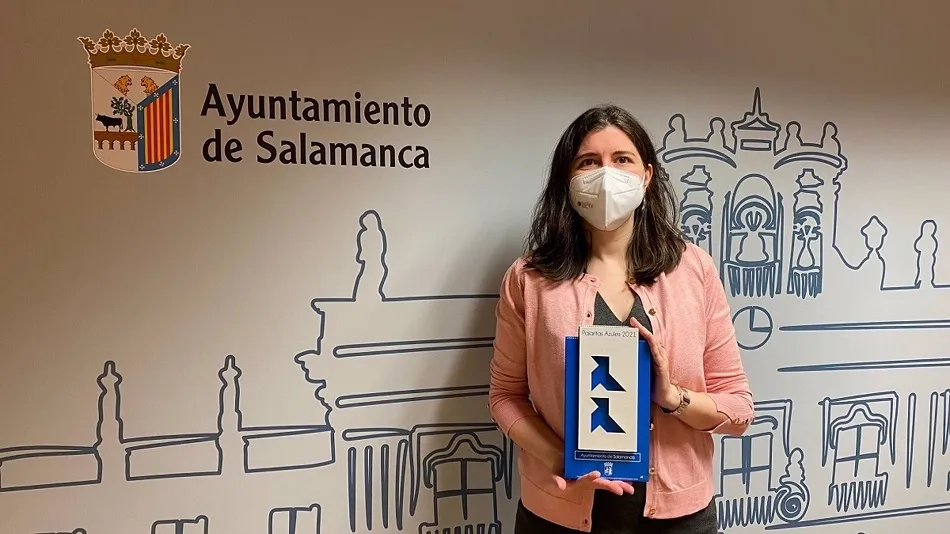 El Ayuntamiento de Salamanca recibe una doble distinción Pajarita Azul por la recogida selectiva de papel y cartón