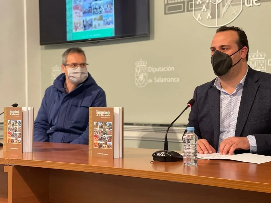 Presentación de la obra Navarredonda de la Rinconada. Cien años de historia (1921-2020) en la Salina | Fotos: Diputación de Salamanca