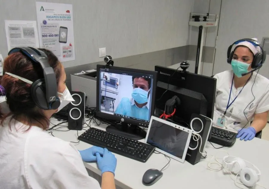Las restricciones por la pandemia han impulsado la telemedicina. Foto archivo EP