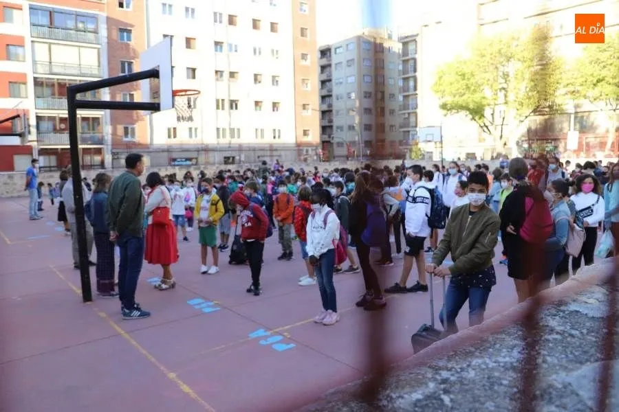 Foto de archivo de escolares en el patio del CEIP Padre Manjón