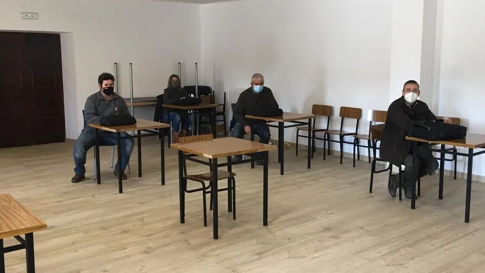 Participantes en el curso que se desarrolla en Bañobárez