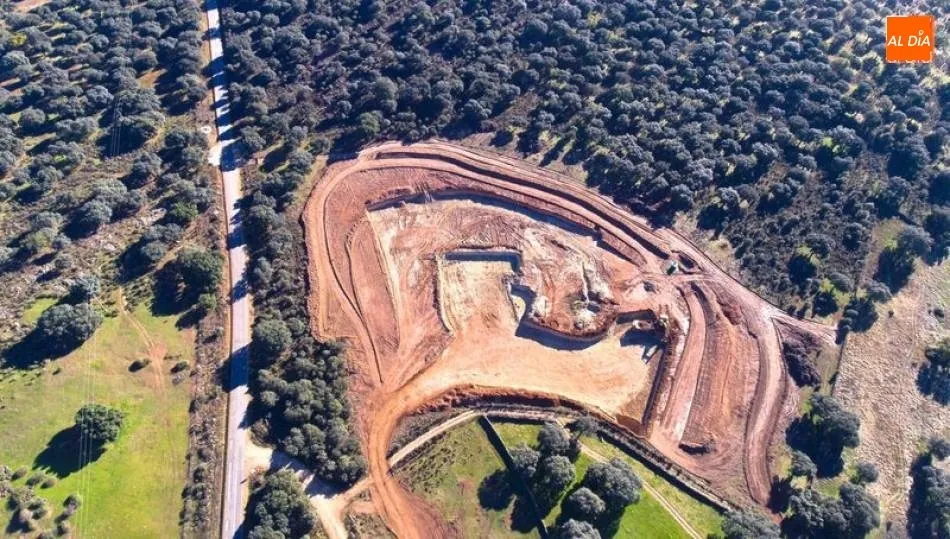 La entrada en vigor de la ley frenaría la mina de uranio que proyecta Berkeley en Retortillo