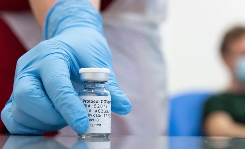 Los inmunólogos sobre la vacuna de AstraZeneca: Incluso ante una hipotética menor efectividad, ...