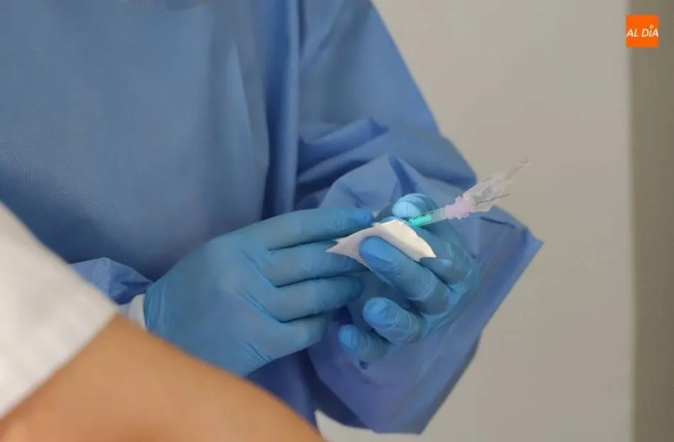 ¿Puedo ponerme la vacuna frente a la Covid-19 si tengo alergias? 