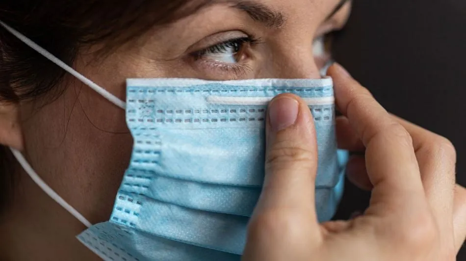 Las claves de las enfermeras para comprar la mascarilla correcta        