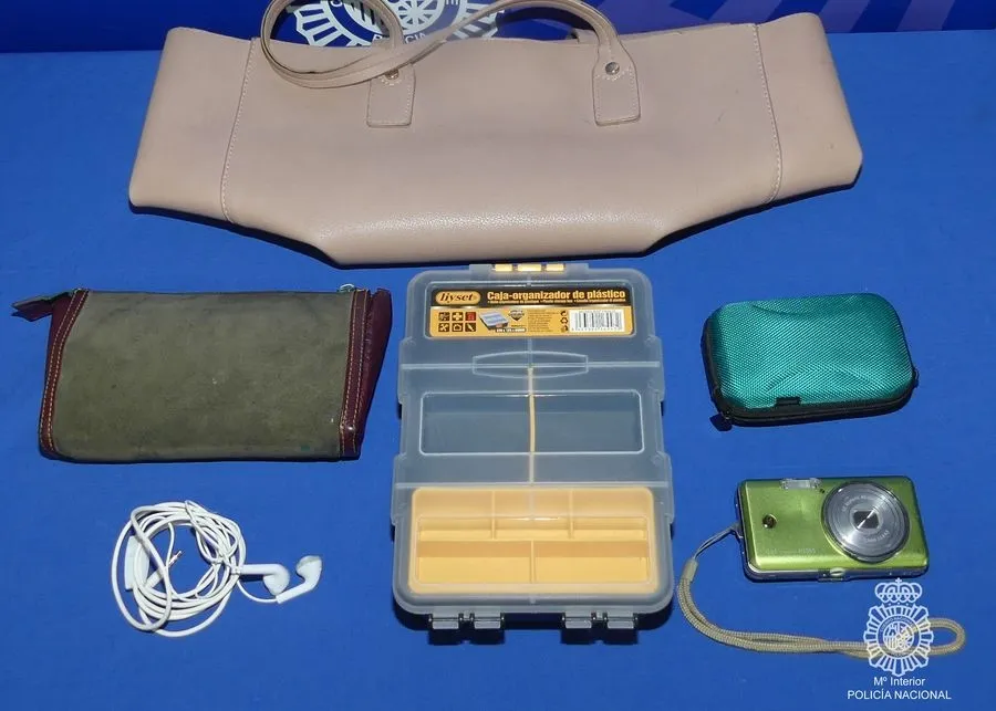 Algunos de los efectos robados que se han recuperado